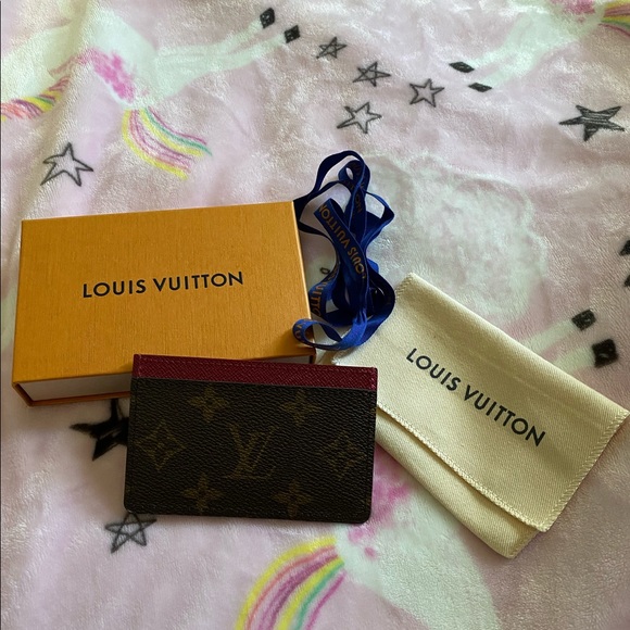 Louis Vuitton card holder - Picture 2 of 4